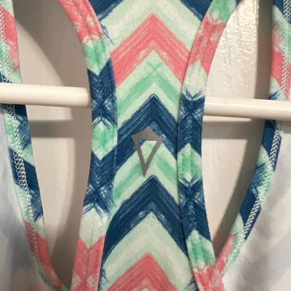 IVVIVA tank top - Picture 2 of 3